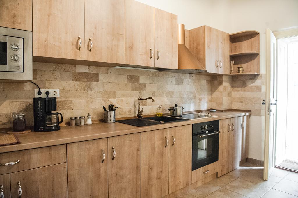 Brukenthal Central Apartments Nagyszeben Szoba fotó