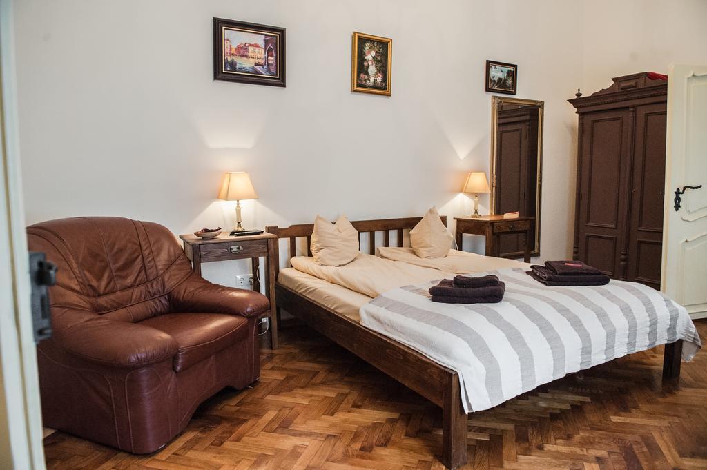Brukenthal Central Apartments Nagyszeben Szoba fotó